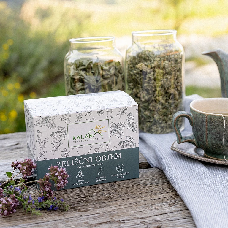 Med tradicijo in modernostjo: 'Vsako zeliščarstvo je garaško delo'