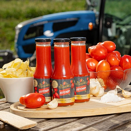 Kečap, ki postavlja nove standarde: manj sladkorja...