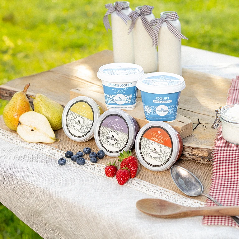 Štartaj Slovenija HIT PRODUKT 2025 je linija domačih mlečnih izdelkov brez laktoze Kmetije Pustotnik