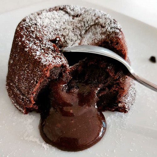 To je ČOKOLADNA SLADICA, o kateri boš vsak dan sanjala (noro SLADKE sanje!)